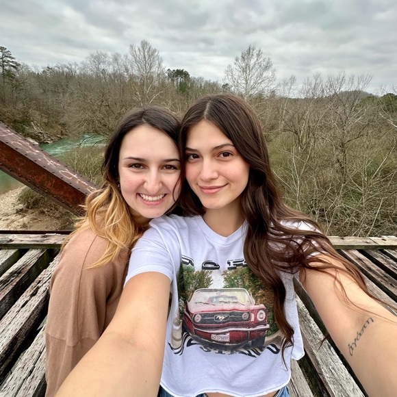 Meet your Posher, Sheila - Picture 6 of 8